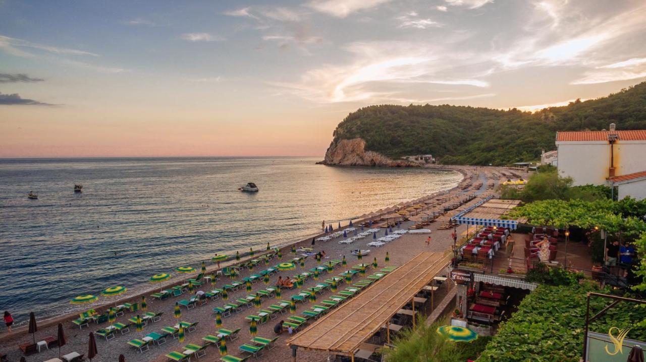 Hotel Savojo Petrovac Exterior foto