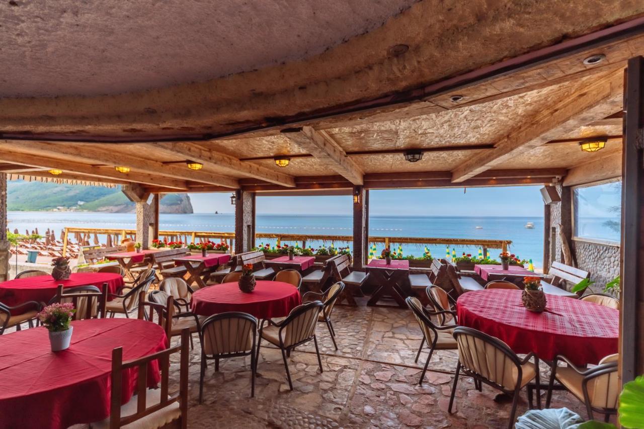 Hotel Savojo Petrovac Exterior foto