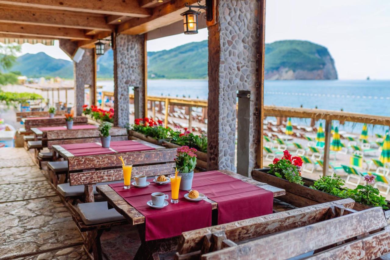 Hotel Savojo Petrovac Exterior foto