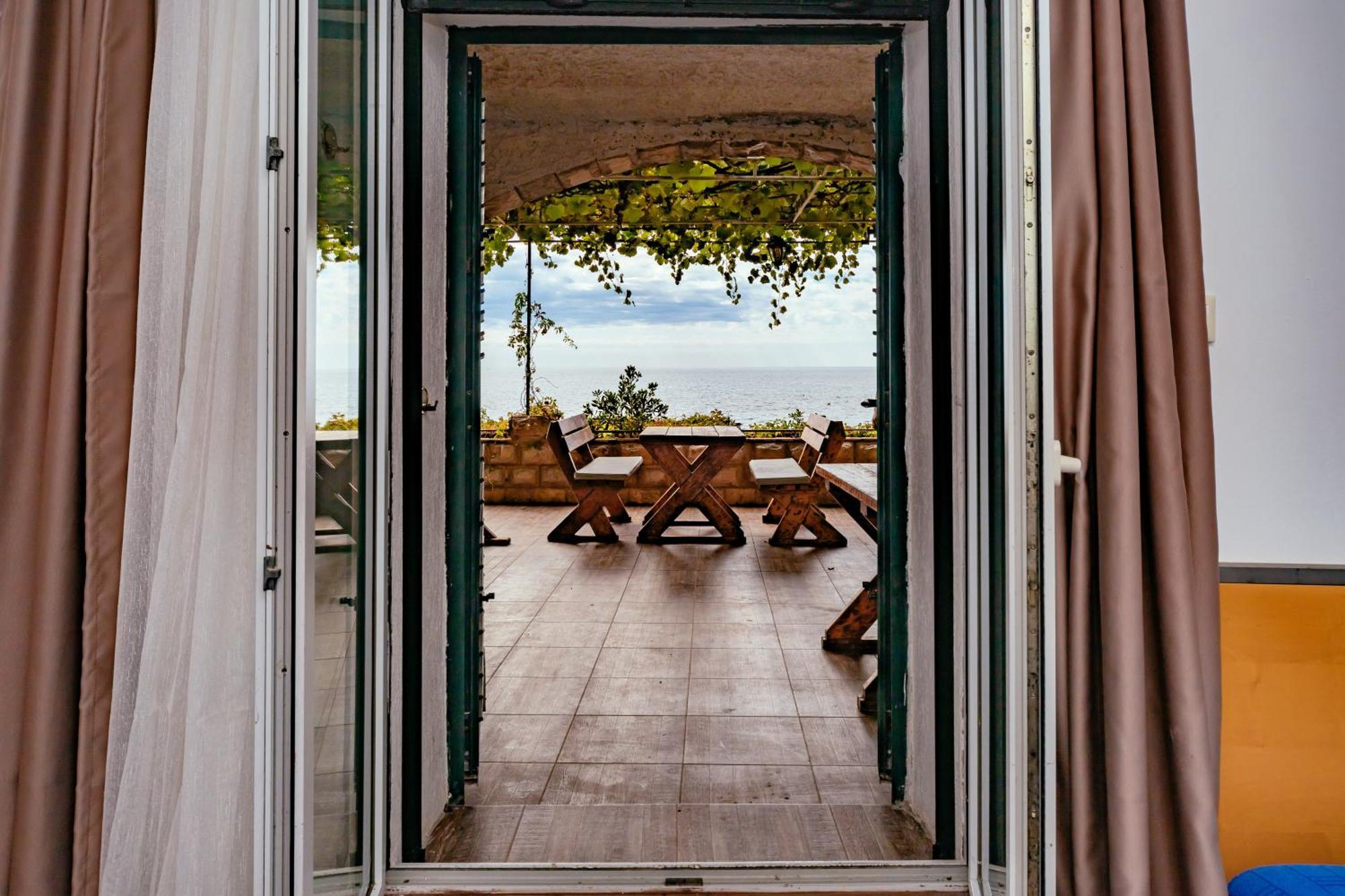 Hotel Savojo Petrovac Exterior foto