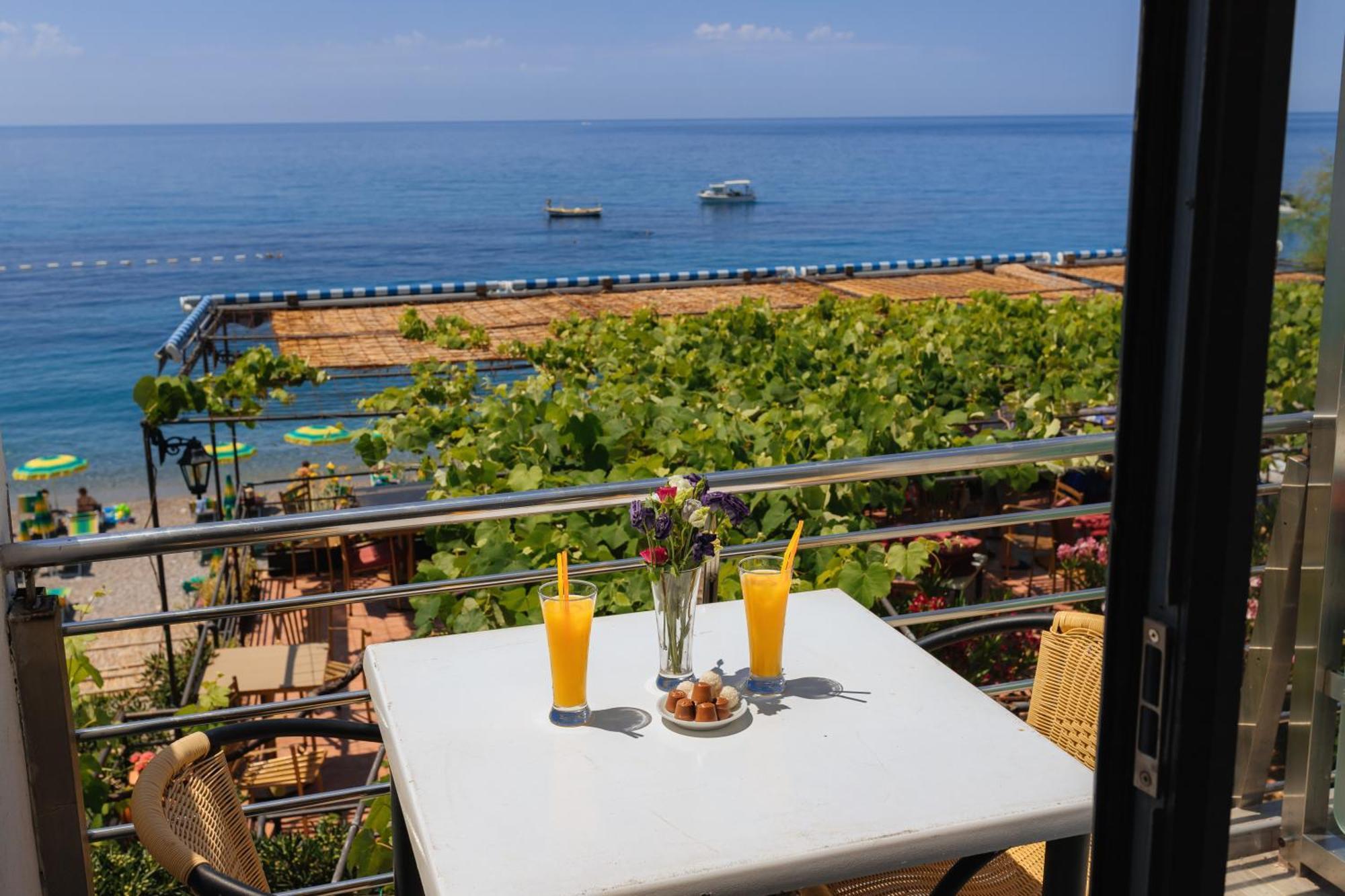 Hotel Savojo Petrovac Exterior foto