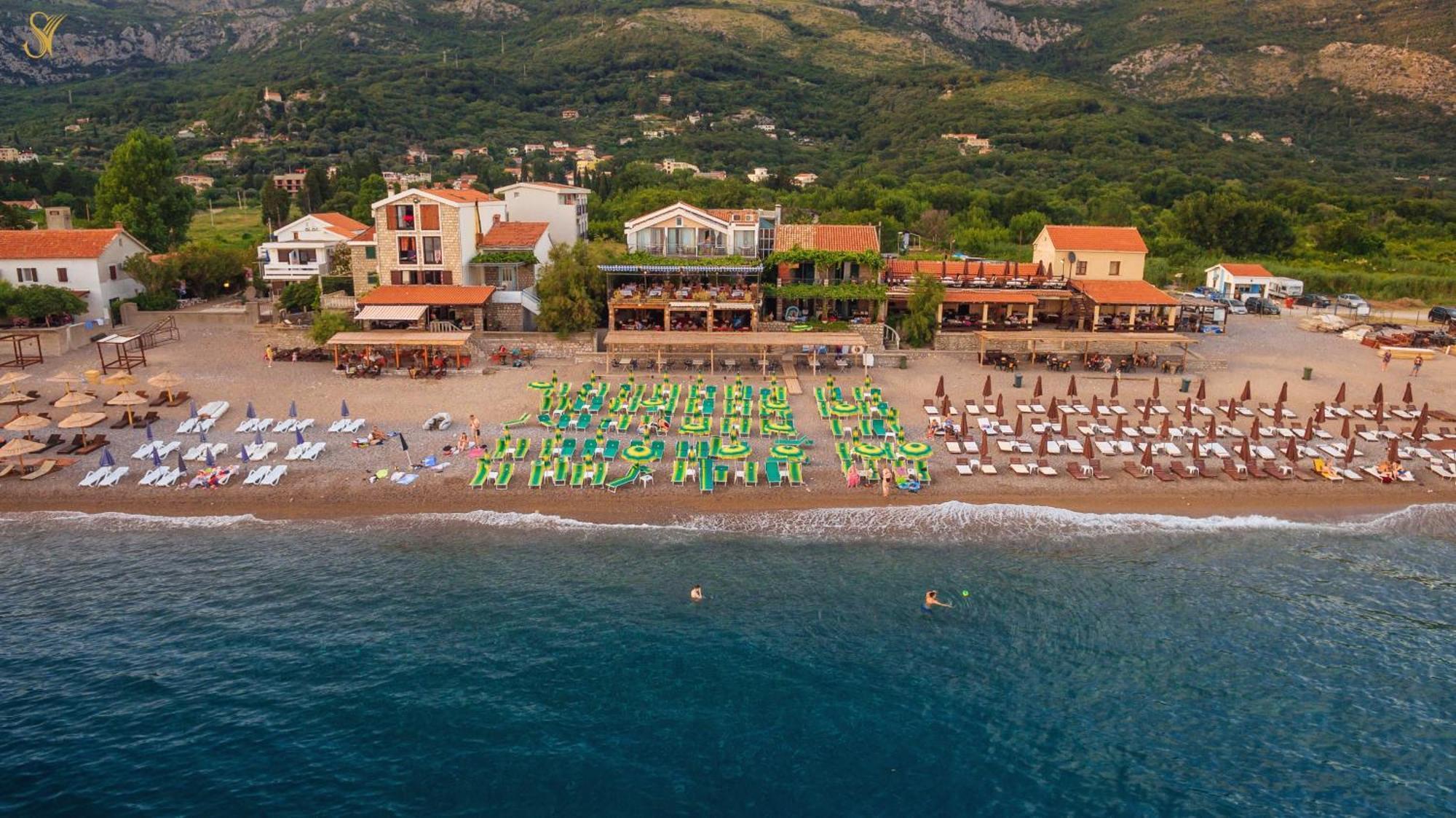 Hotel Savojo Petrovac Exterior foto