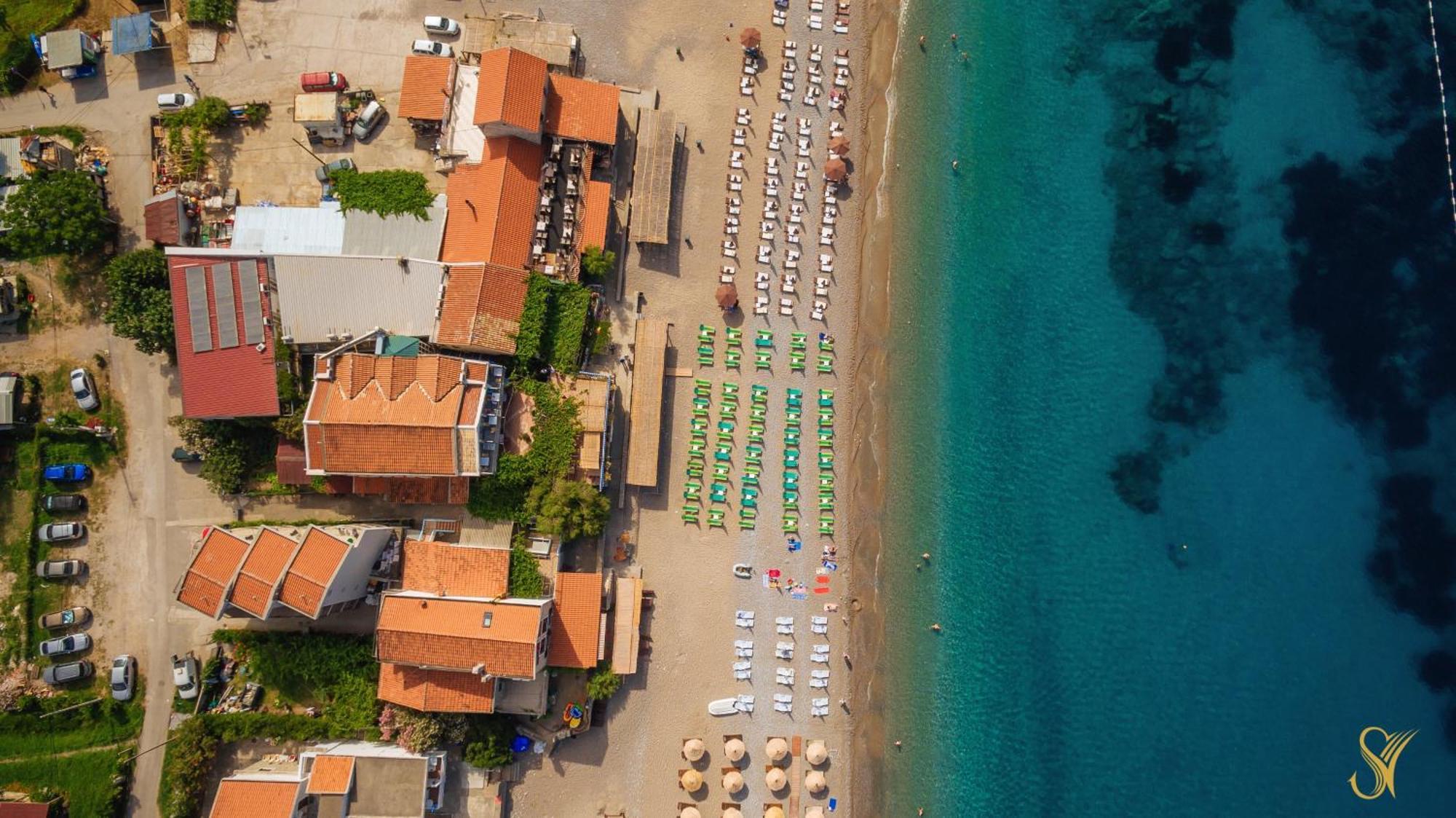Hotel Savojo Petrovac Exterior foto